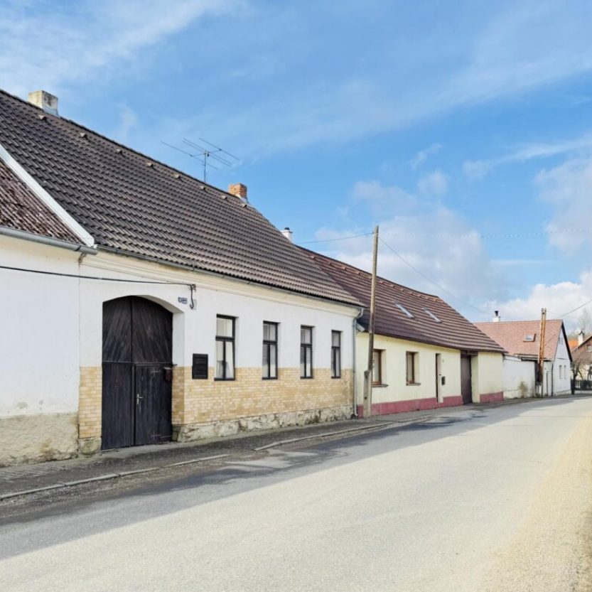 1741271229_Ex9r3TQk4e