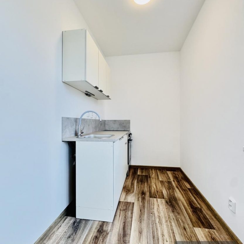 1744560244_Yyq9jM1g0h