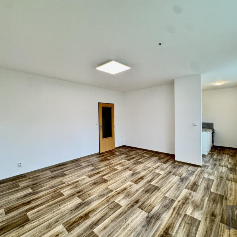 1744560246_gnem9yAPcG